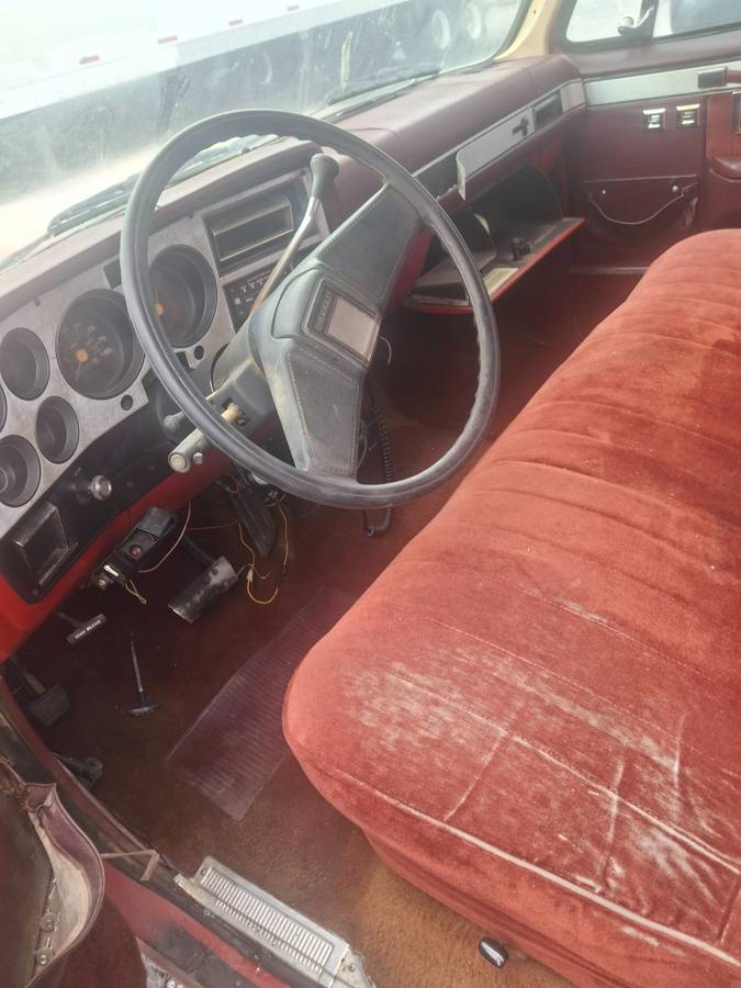 Chevy-3500-1986-red-2