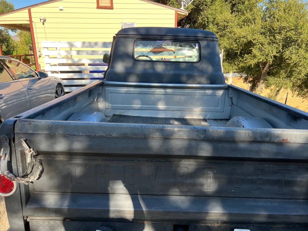 Chevy-apache-1955-black-3