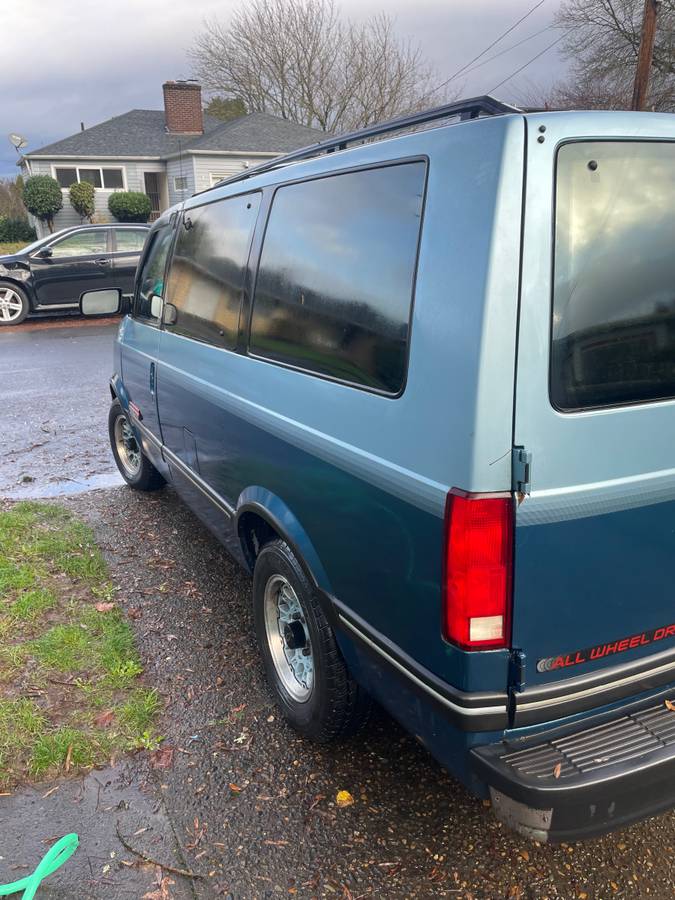Chevy-astro-awd-van-1991-blue-1