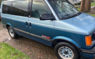 Chevy-astro-awd-van-1991-blue-3