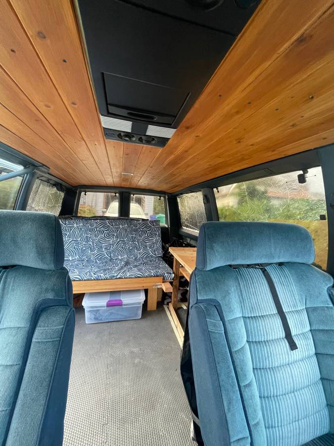Chevy-astro-awd-van-1991-blue-6