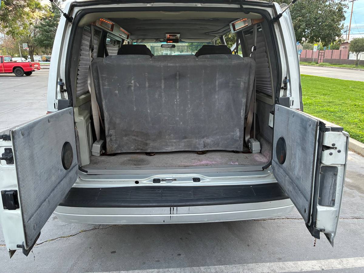 Chevy-astro-limited-edition-1995-2