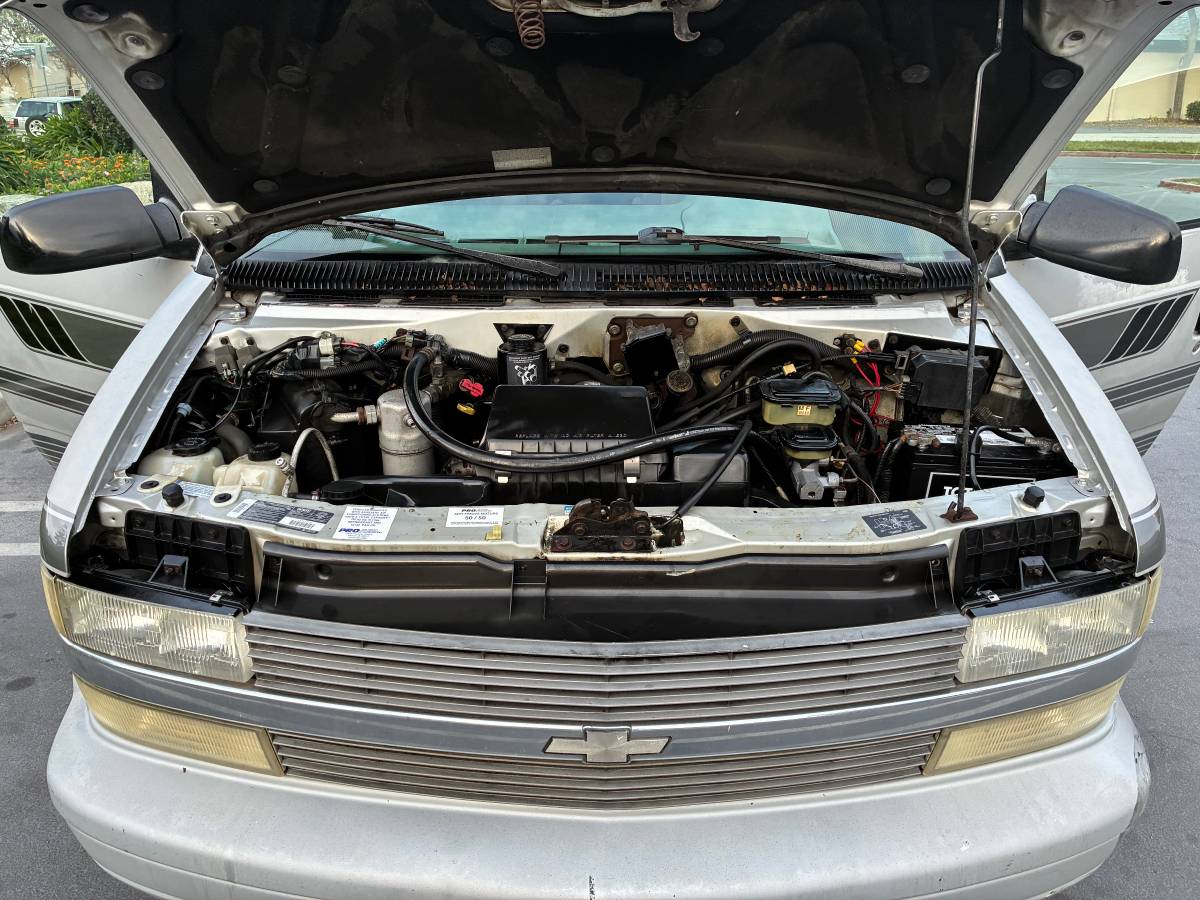 Chevy-astro-limited-edition-1995-20