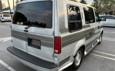 Chevy-astro-limited-edition-1995-6