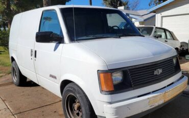 Chevy-astro-van-1986-4