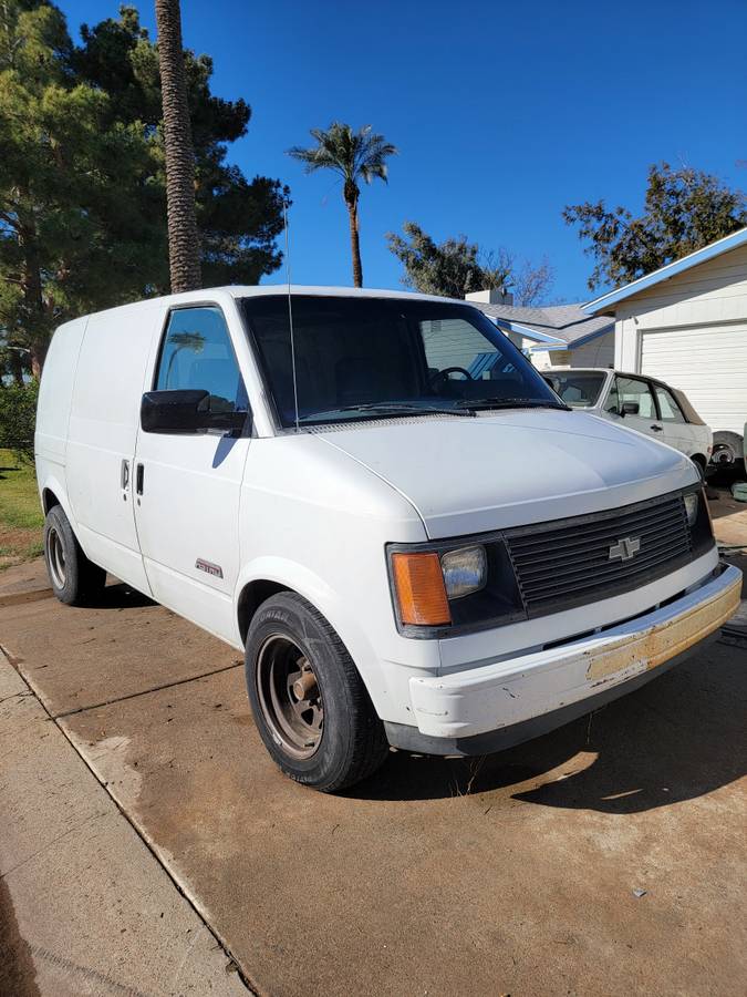 Chevy-astro-van-1986-4