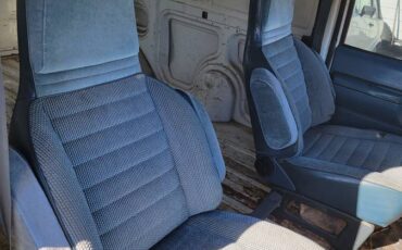 Chevy-astro-van-1986-6