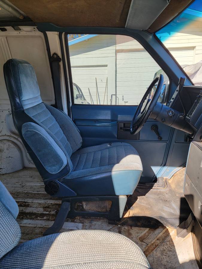 Chevy-astro-van-1986-7