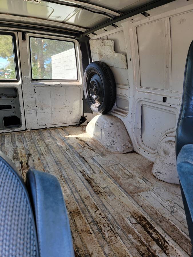 Chevy-astro-van-1986-9