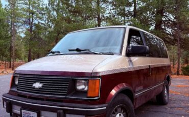 Chevy-astro-van-1993