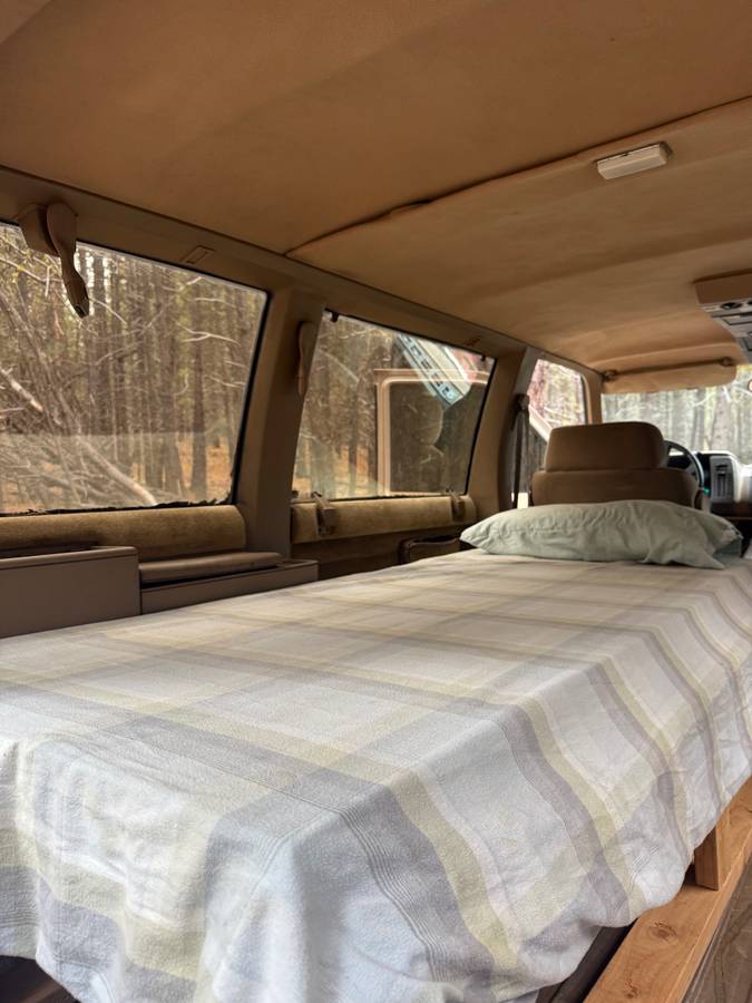 Chevy-astro-van-1993-6