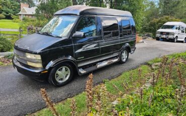 Chevy-astro-van-xr-conversion-van-1996-black-1