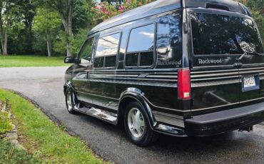 Chevy-astro-van-xr-conversion-van-1996-black-2