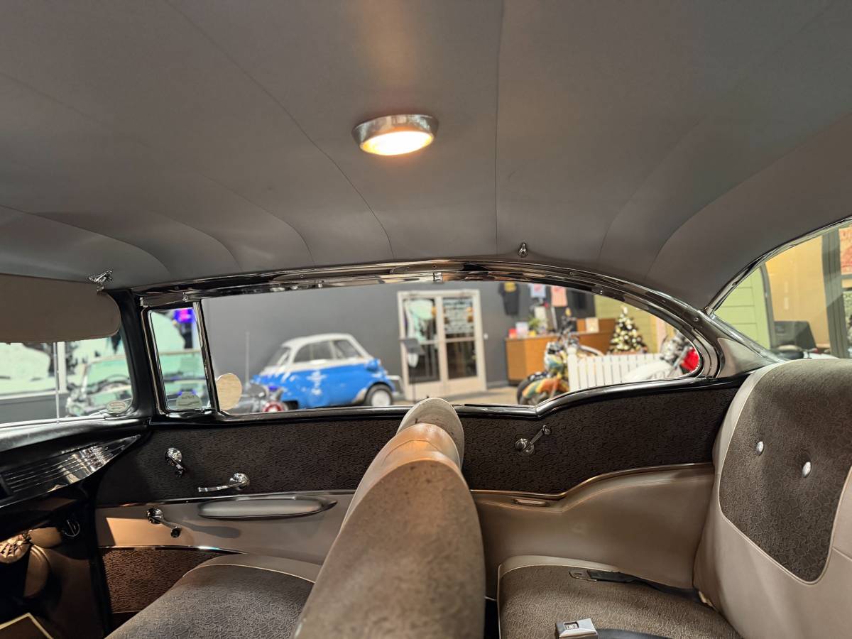 Chevy-bel-air-1957-blue-16