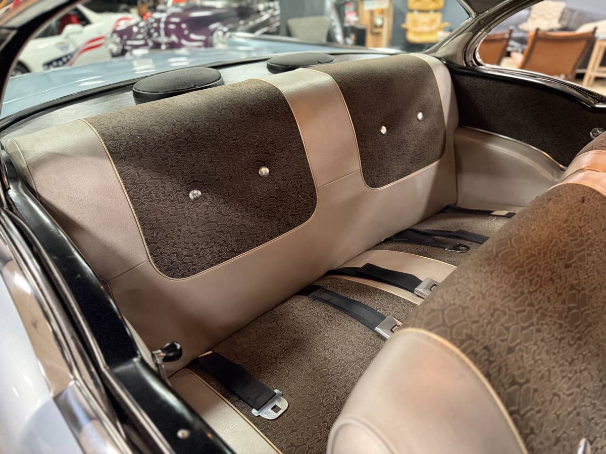 Chevy-bel-air-1957-blue-23