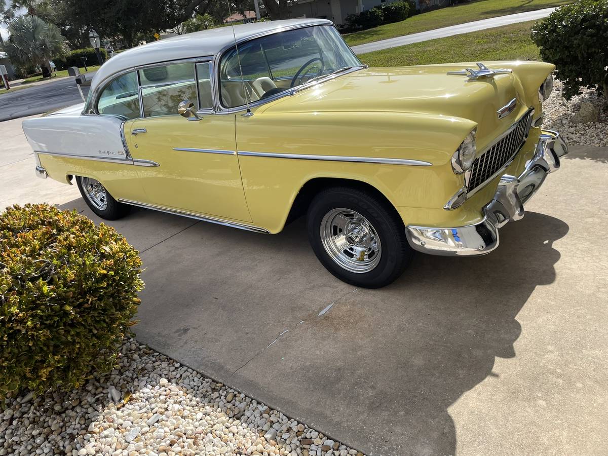Chevy-bel-air-sport-coupe-2-door-hard-top-1955-yellow-10