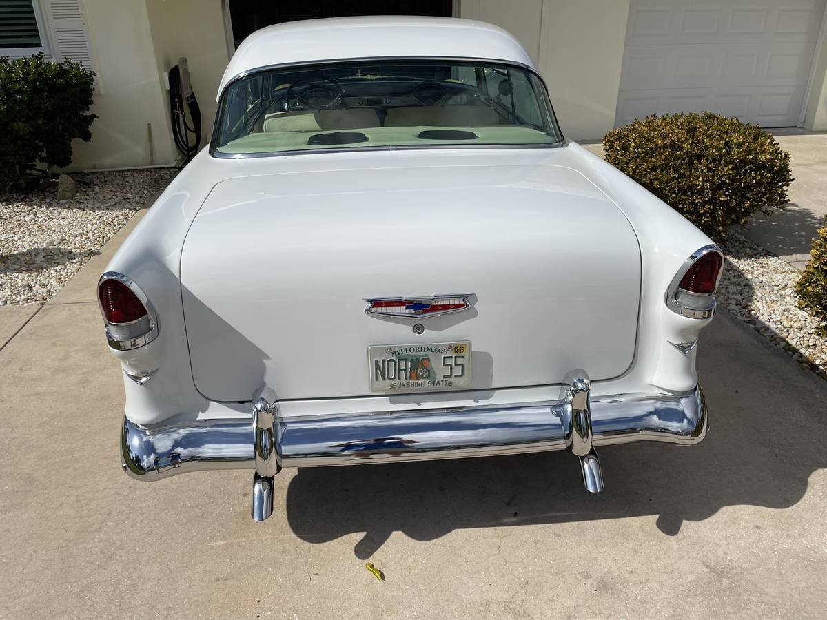 Chevy-bel-air-sport-coupe-2-door-hard-top-1955-yellow-8