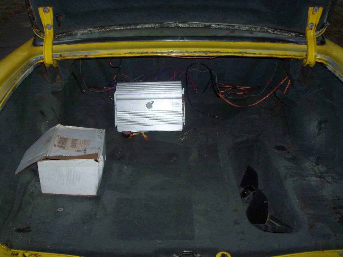 Chevy-belair-1956-yellow-12