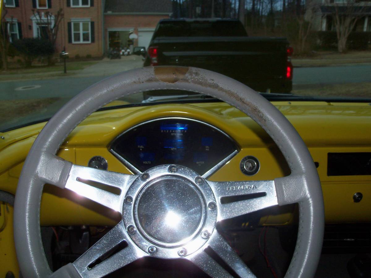 Chevy-belair-1956-yellow-6