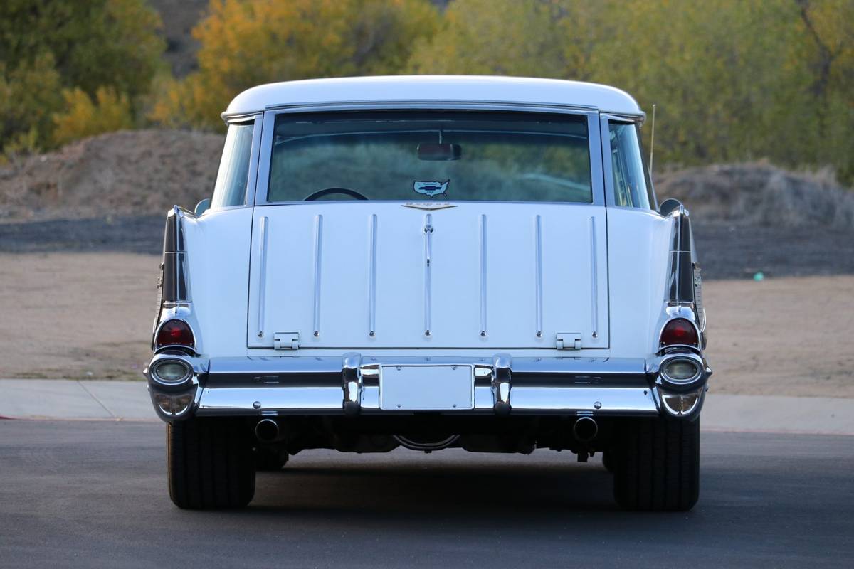 Chevy-belair-1957-white-2