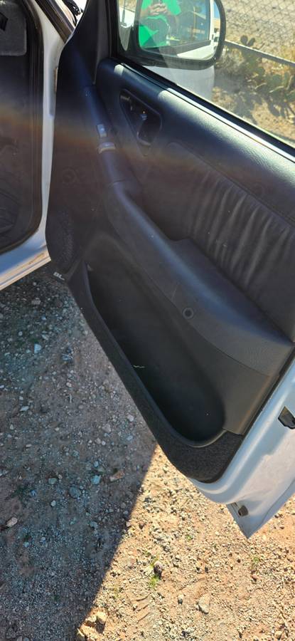 Chevy-blazer-1987-white-16