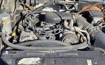 Chevy-blazer-1987-white-5