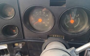 Chevy-blazer-k5-1976-white-11