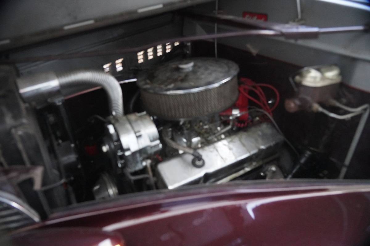 Chevy-business-coupe-1939-24