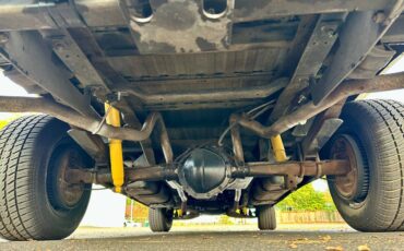 Chevy-c10-1978-custom-15