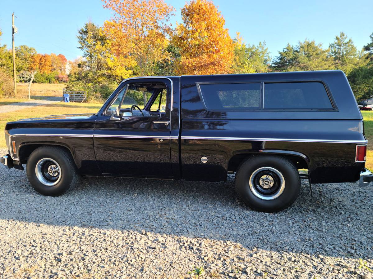 Chevy-c10-big-10-short-bed-2wd-1978-black-17