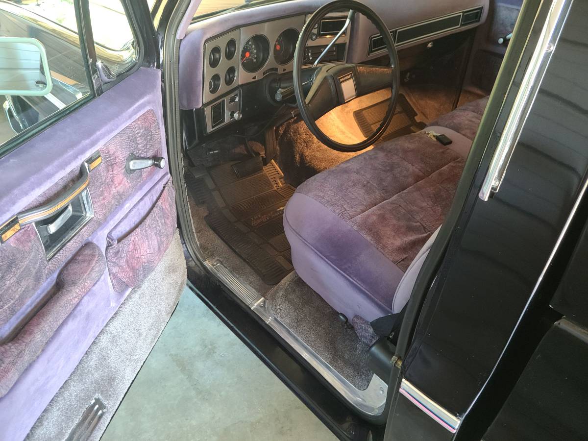 Chevy-c10-big-10-short-bed-2wd-1978-black-20