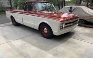 Chevy-c10-truck-1967-custom-1
