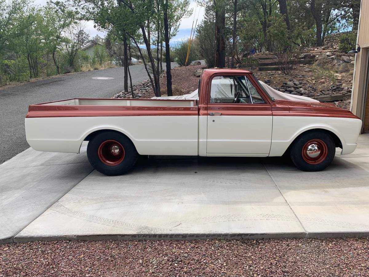 Chevy-c10-truck-1967-custom-5