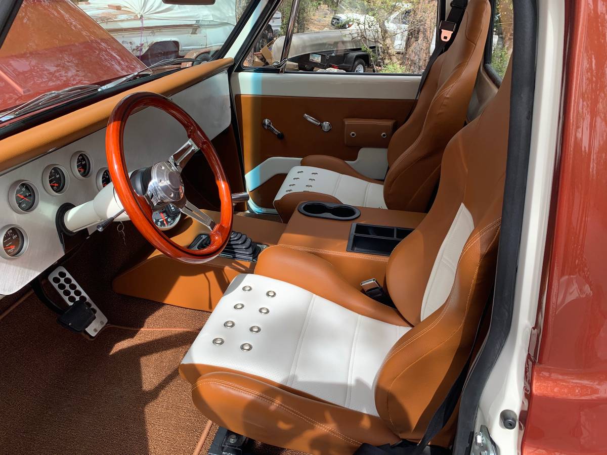 Chevy-c10-truck-1967-custom-7