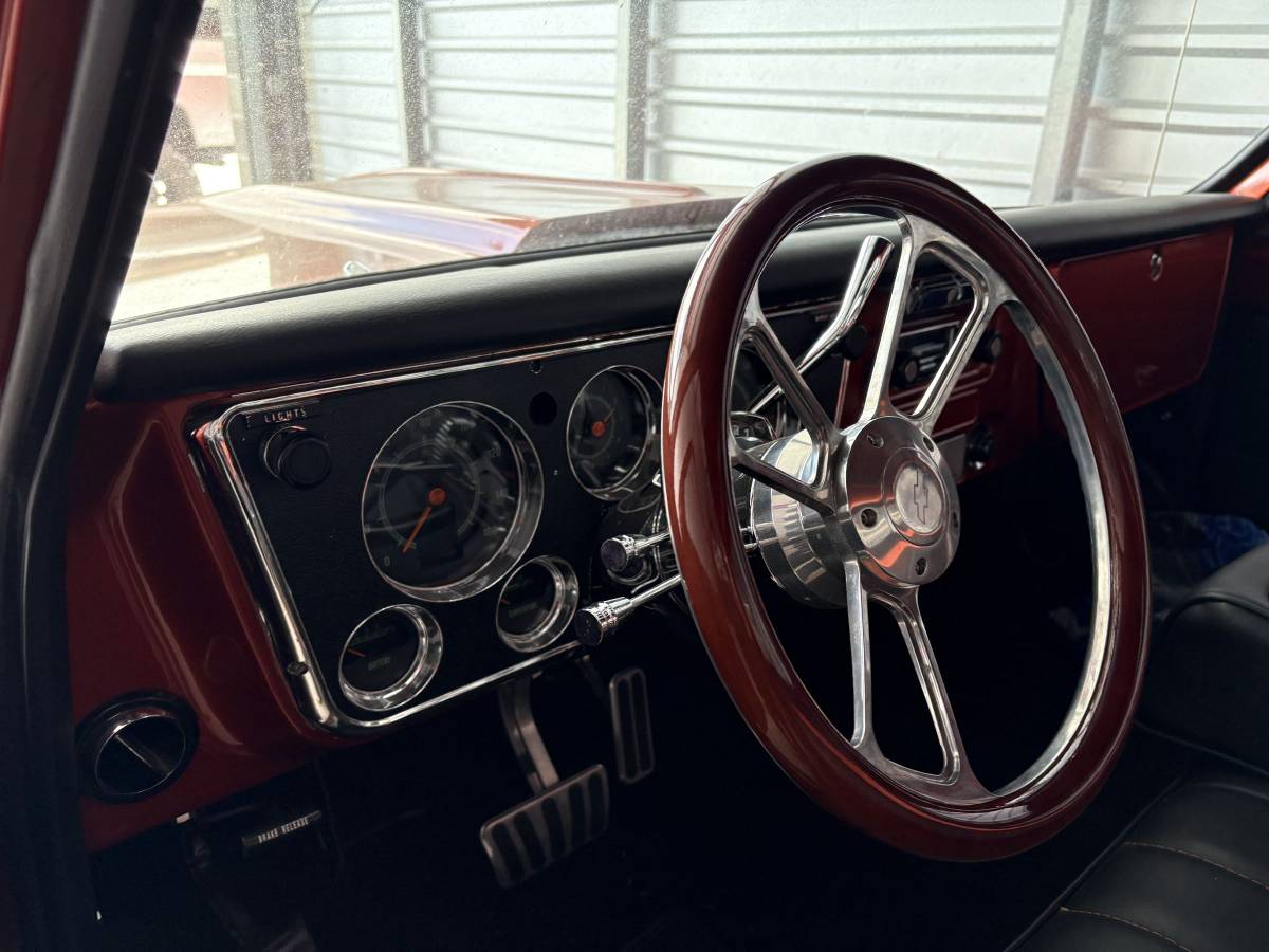 Chevy-c10-truck-1969-red-11