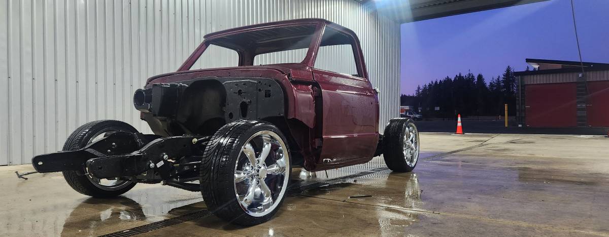 Chevy-c10-truck-1969-red-13