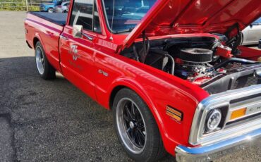 Chevy-c10-truck-1969-red-18
