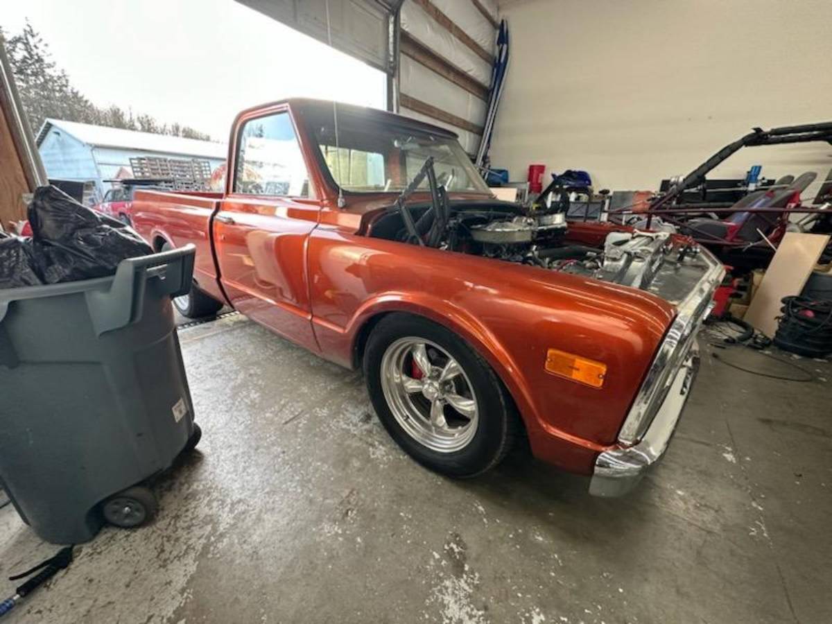 Chevy-c10-truck-1969-red-28