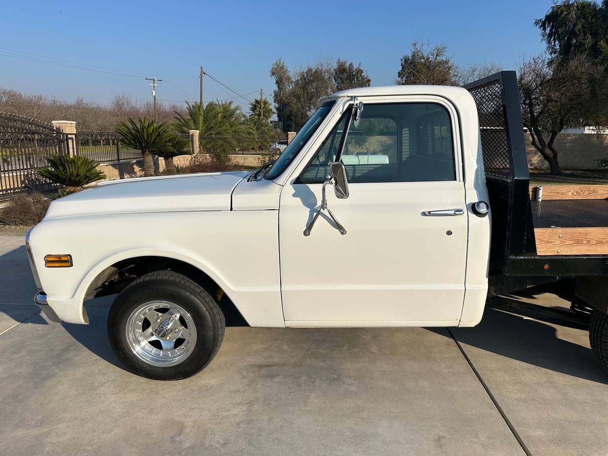 Chevy-c10-truck-1971-white-1