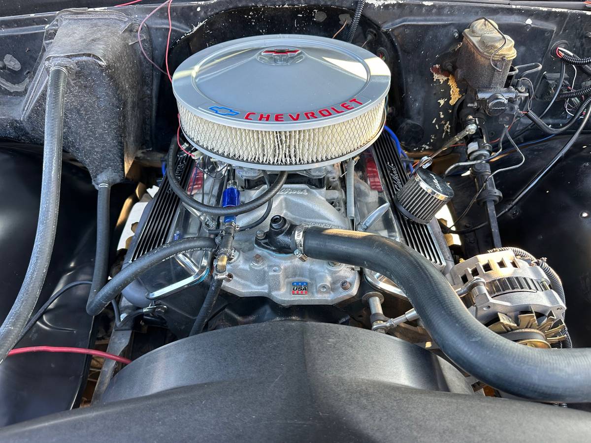 Chevy-c10-truck-1971-white-15