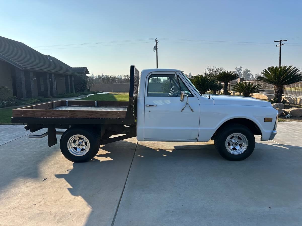 Chevy-c10-truck-1971-white-6