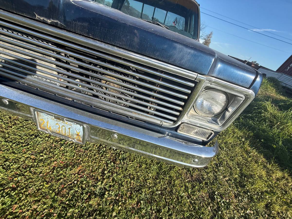Chevy-c10-truck-1974-blue-11
