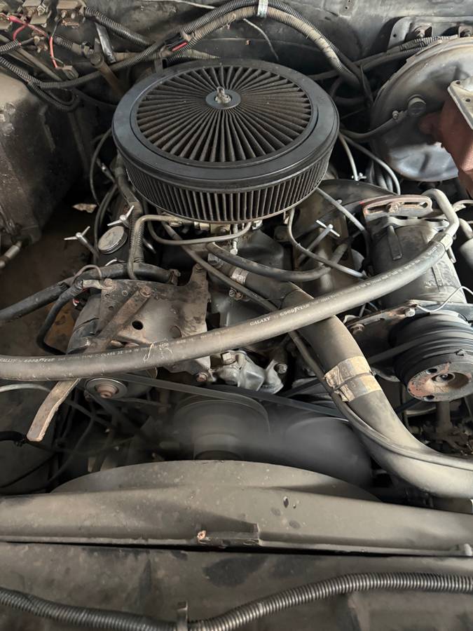 Chevy-c10-truck-1974-blue-14