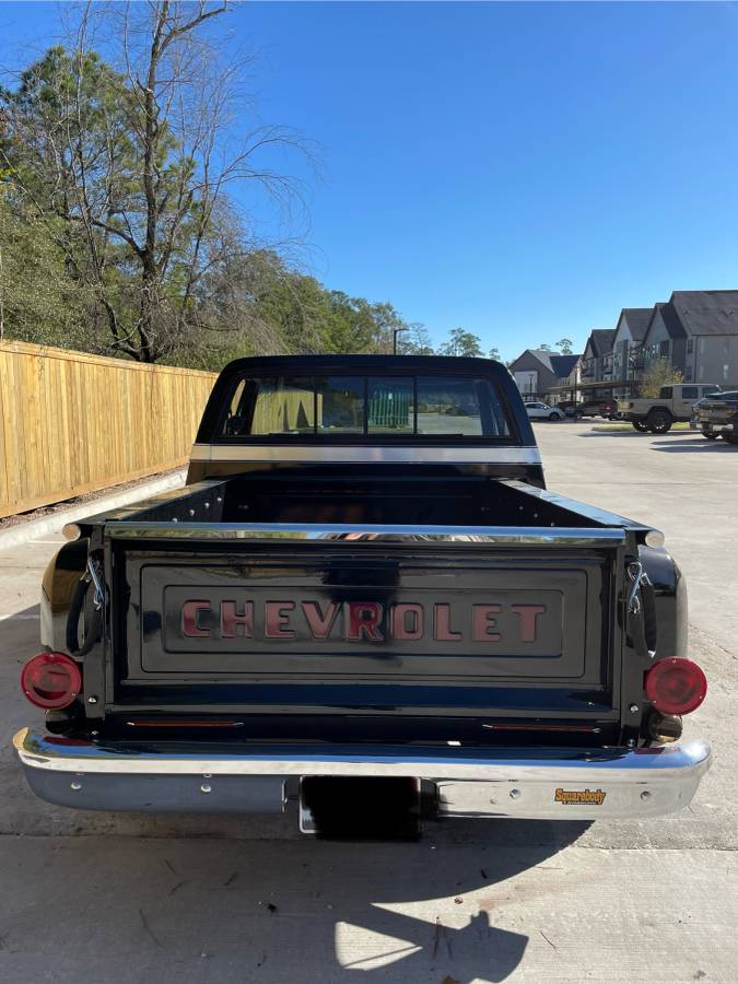 Chevy-c10-truck-1976-black-3