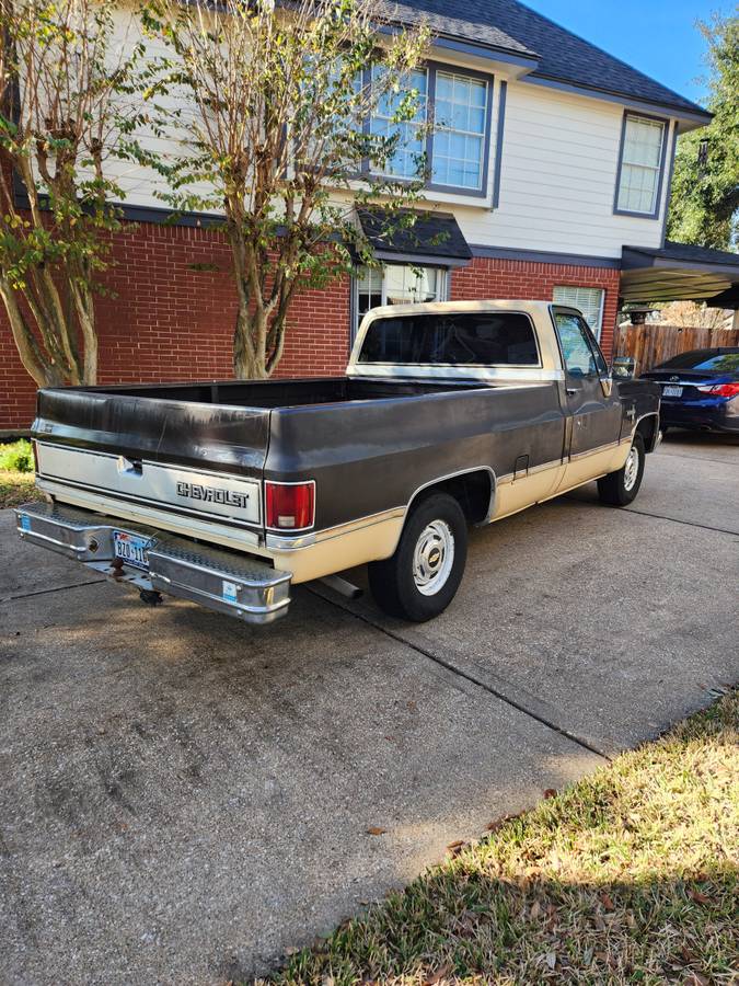 Chevy-c10-truck-1984-1