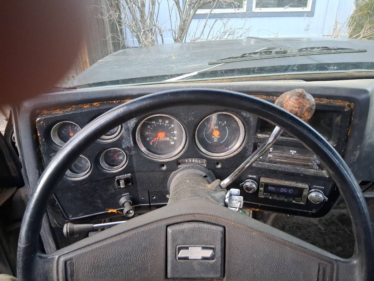 Chevy-c20-1973-black-1