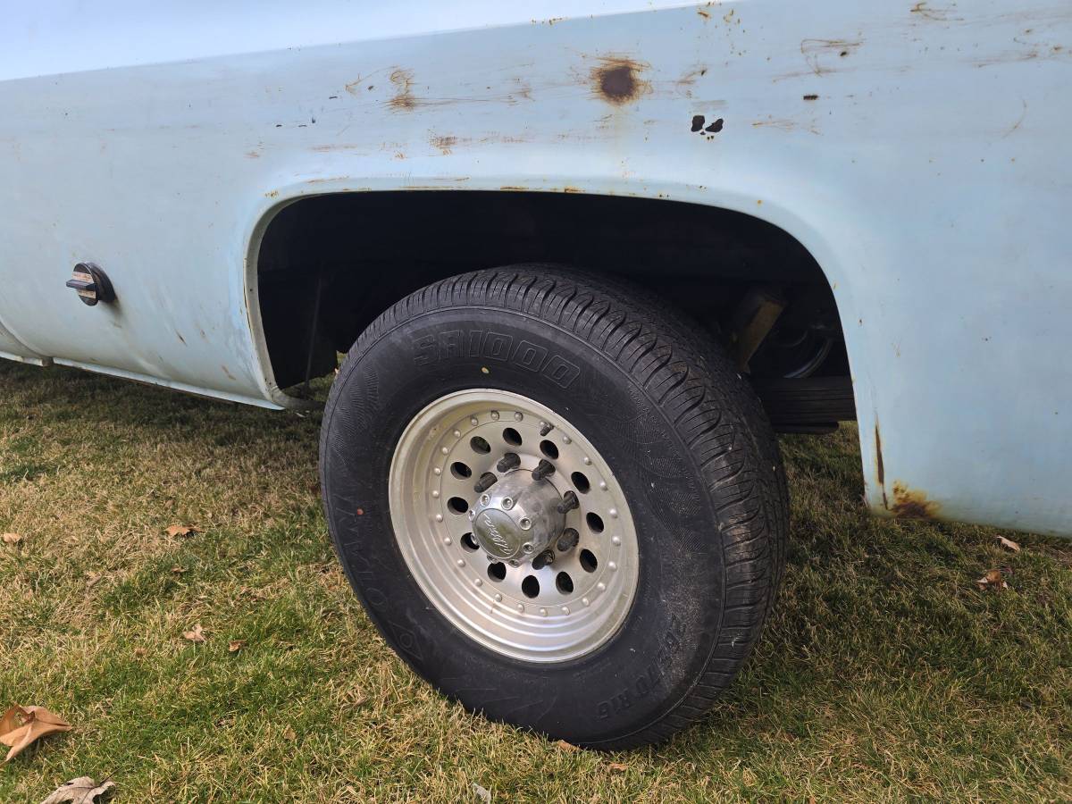 Chevy-c20-1979-blue-13