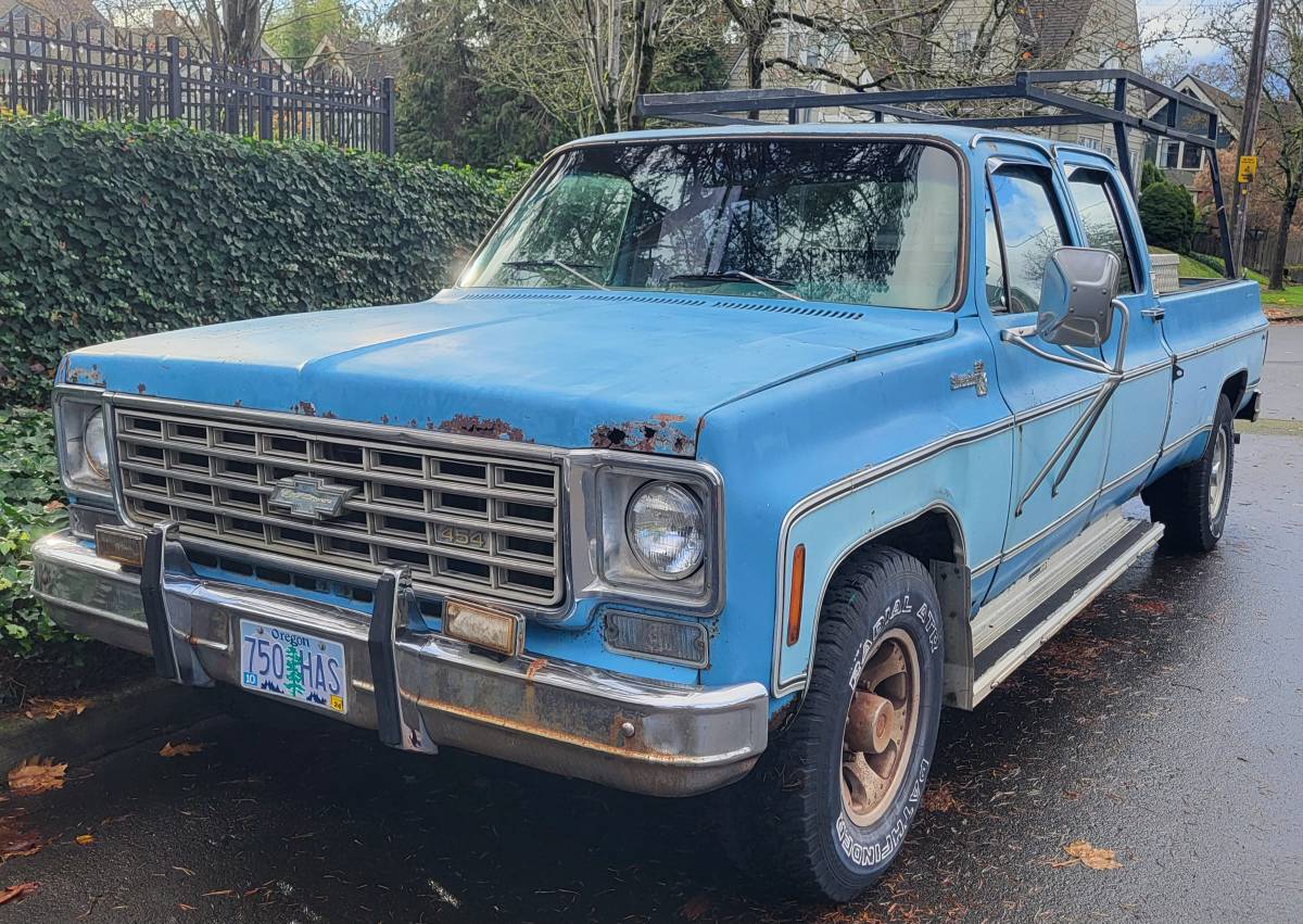 Chevy-c30-1975-2