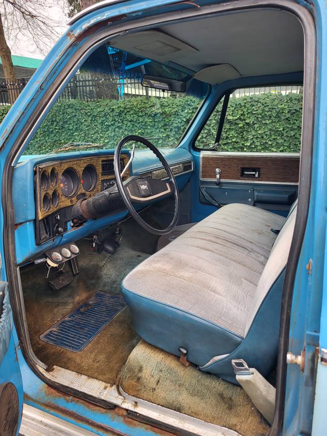 Chevy-c30-1975-7