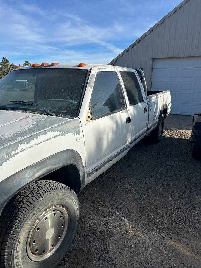 Chevy-c3500-diesel-1993-white-1